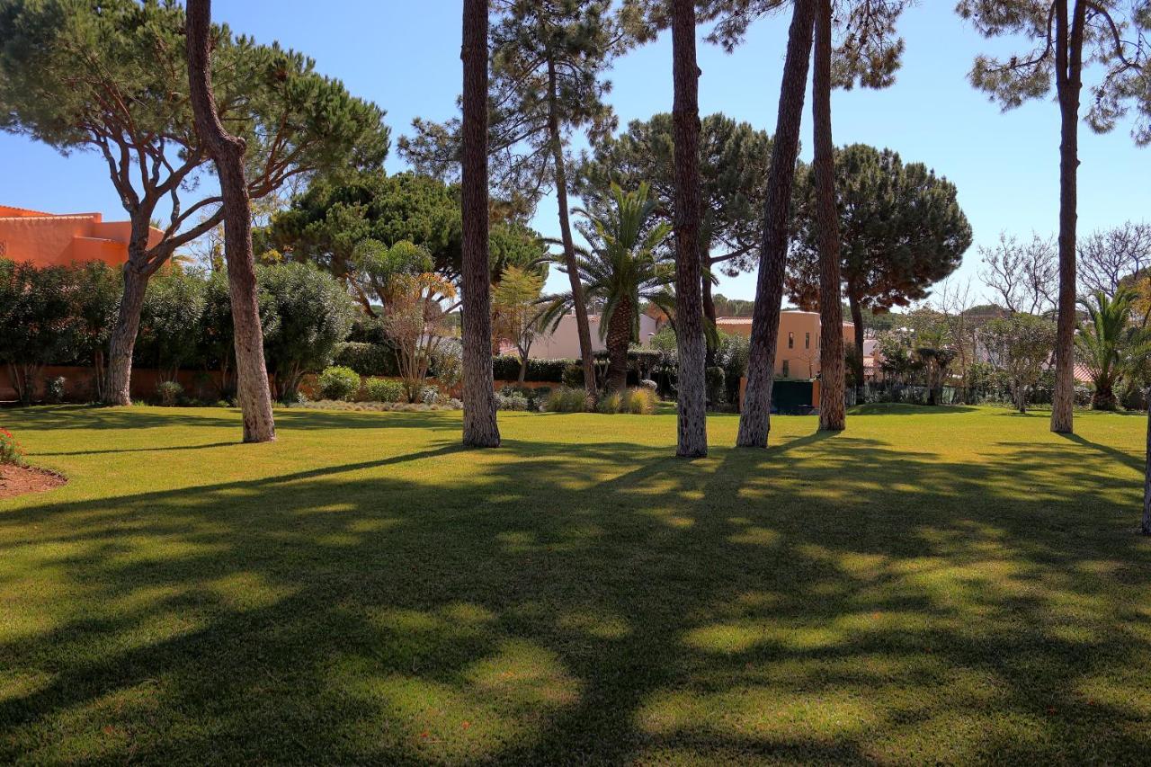 Casa Da Palmeira, Pool & Soccer Pitch ヴィラモウラ エクステリア 写真