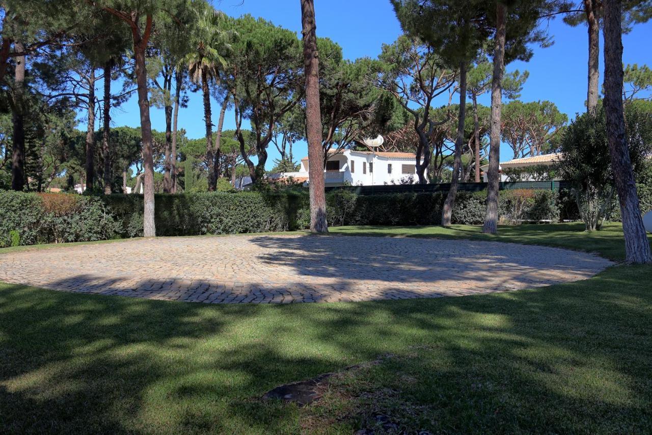 Casa Da Palmeira, Pool & Soccer Pitch ヴィラモウラ エクステリア 写真